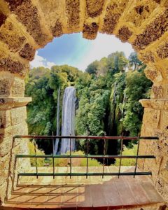 Спасение от жары в Риме. Каската делле Марморе. Мраморный водопад в Умбрии