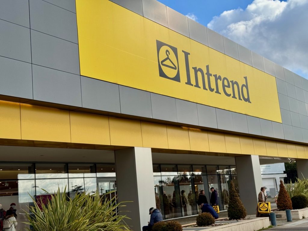АУТЛЕТ МАКС МАРА в Риме – INTREND или Diffusione Tessile