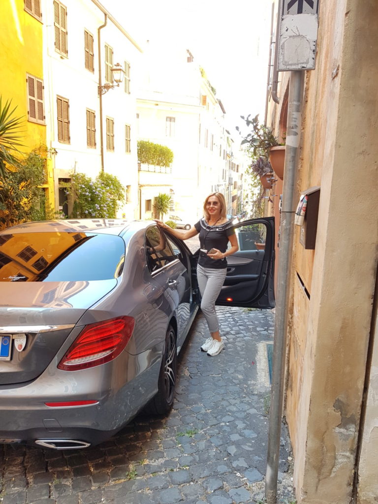 Гид водитель на машине в Риме. Траснфер Чивитавеккья, Фьюмчино