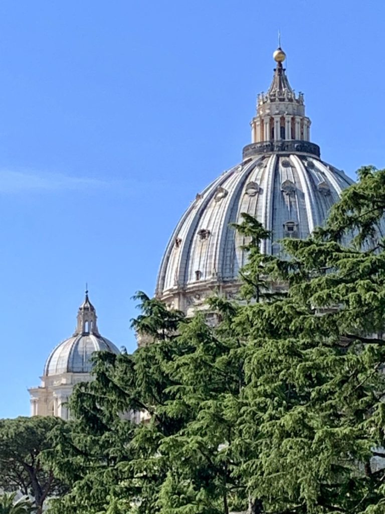 Купол базилики С.Петра самая высокая точка в Риме 10 вещей сделать в Риме