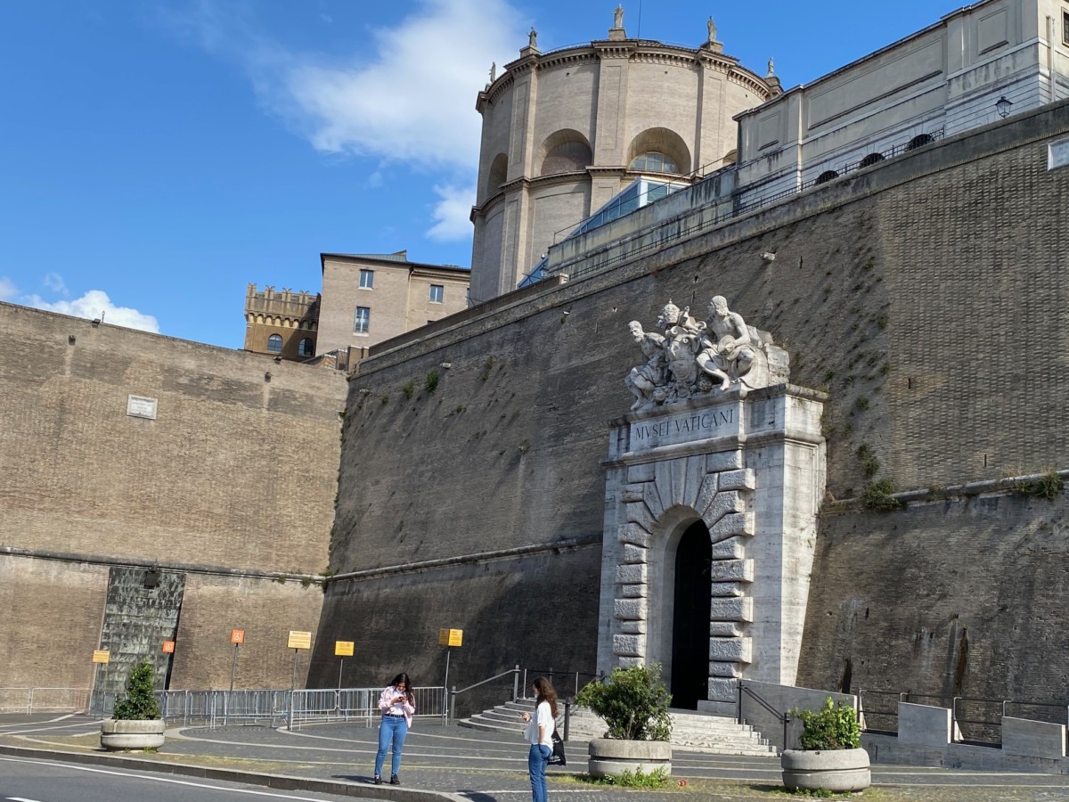 Доклад по теме Ватикан: государство-музей