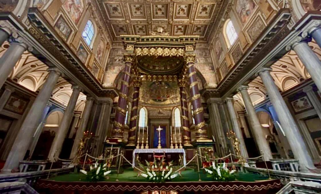 Папская Базилика Санта Мария Маджоре - главный алтарь